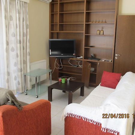 Vergi Apartments พีลา ภายนอก รูปภาพ